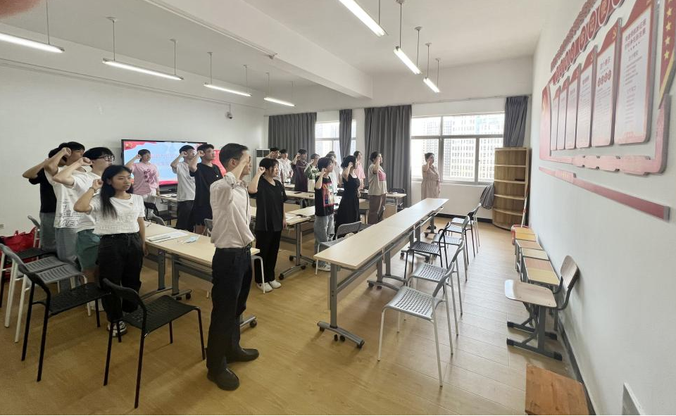 践行初心使命  凝聚奋斗力量——计算机与信息工程学院开展毕业生党员主题党